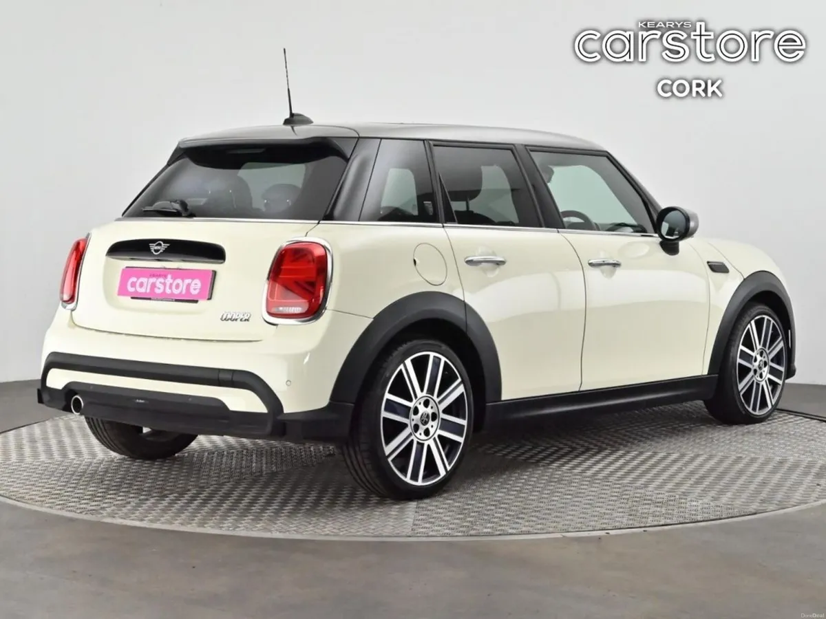 Mini Cooper Cooper Exclusive Pan Roof - Image 5