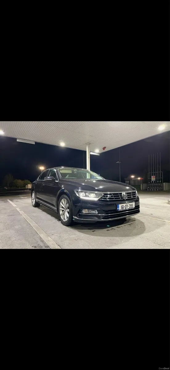 Volkswagen Passat - Image 1
