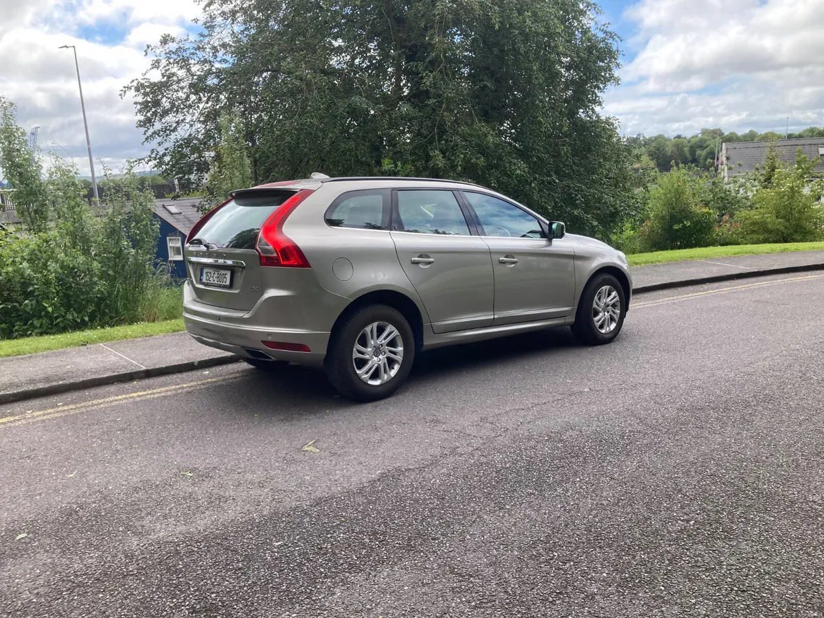 2015 Volvo XC60 2.0 DieselSUV - Image 3