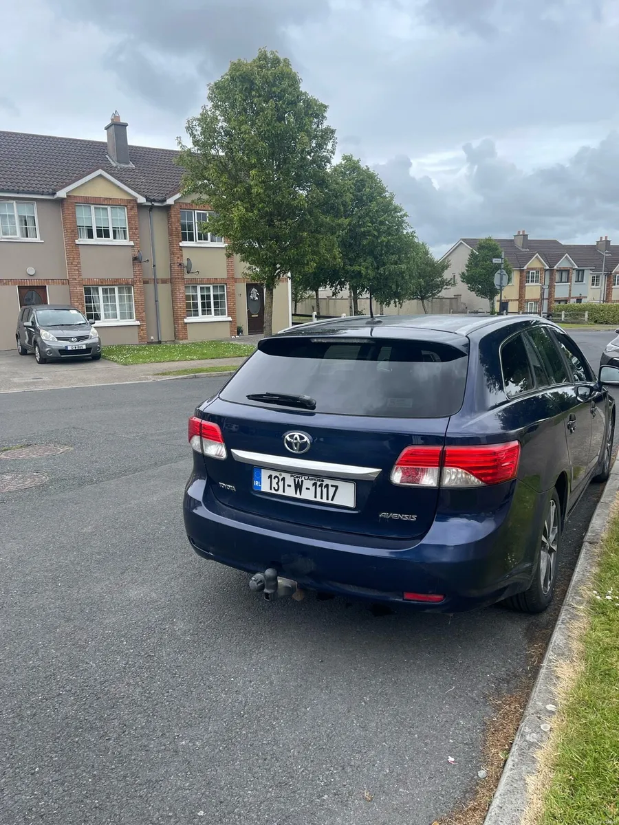 2013. Toyota. Avensis. Diesel . Waterford - Image 3