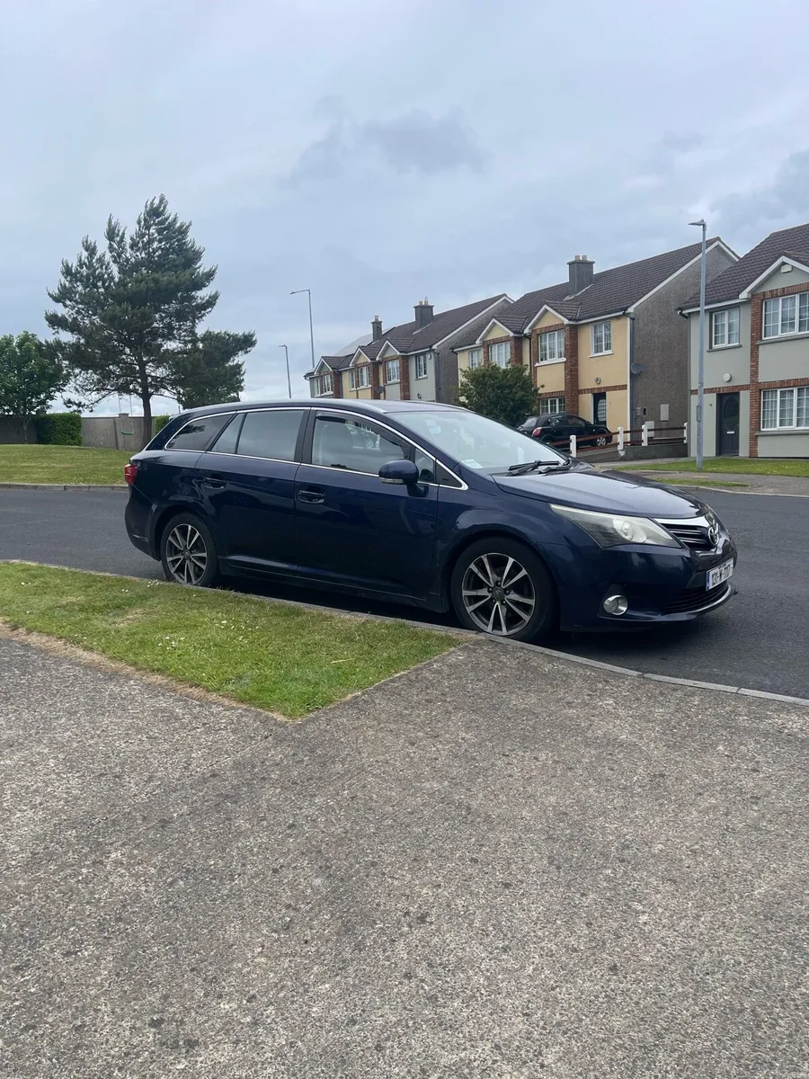 2013. Toyota. Avensis. Diesel . Waterford - Image 1