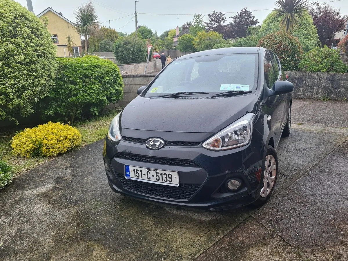 Hyundai i10 2015 VERY LOW KMs - Image 1