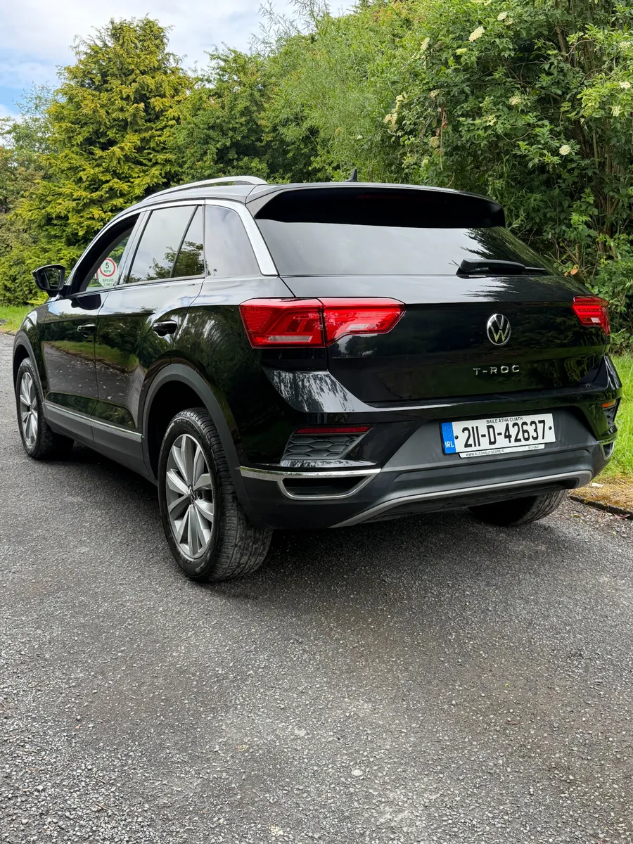 2021 Volkswagen T-Roc Sport Design 2.0 TDI Diesel - Image 2