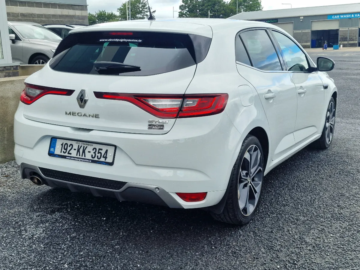 Renault Megane GT Line TCE 140 GPF MY1 4DR - Image 3