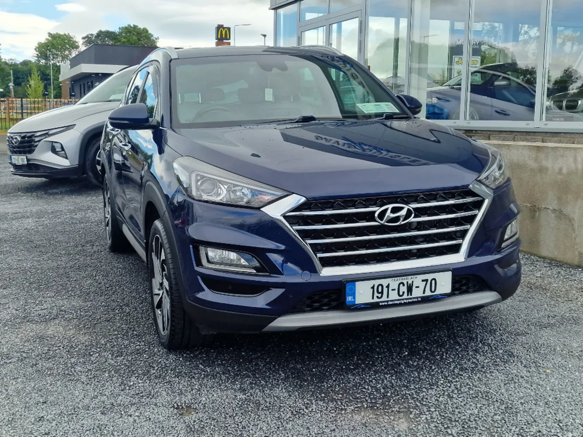Hyundai Tucson Executive Plus 5DR - Image 2