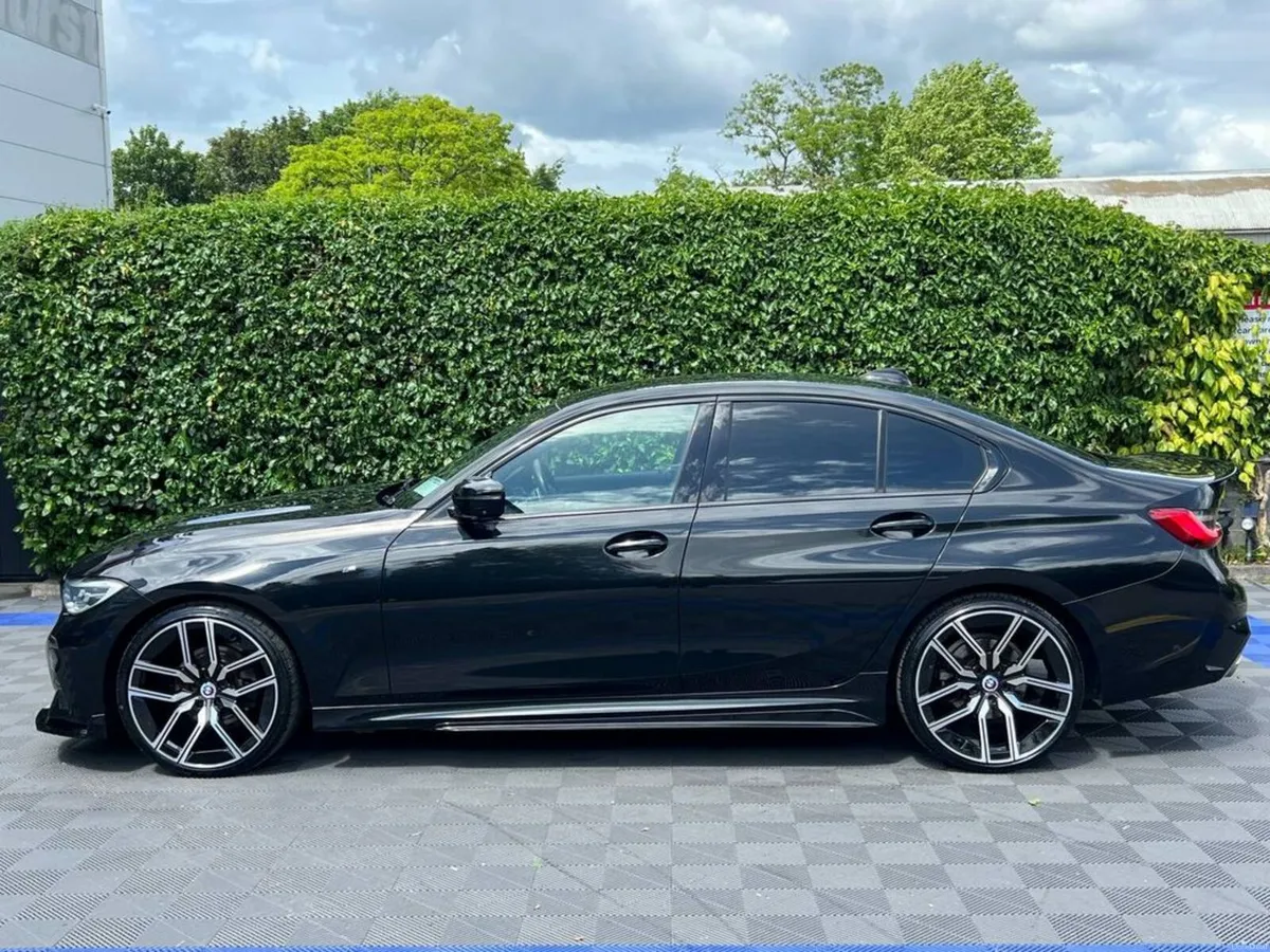 BMW 3-Series 320d XDRIVE M-SPORT COMPETITION AUTO - Image 3