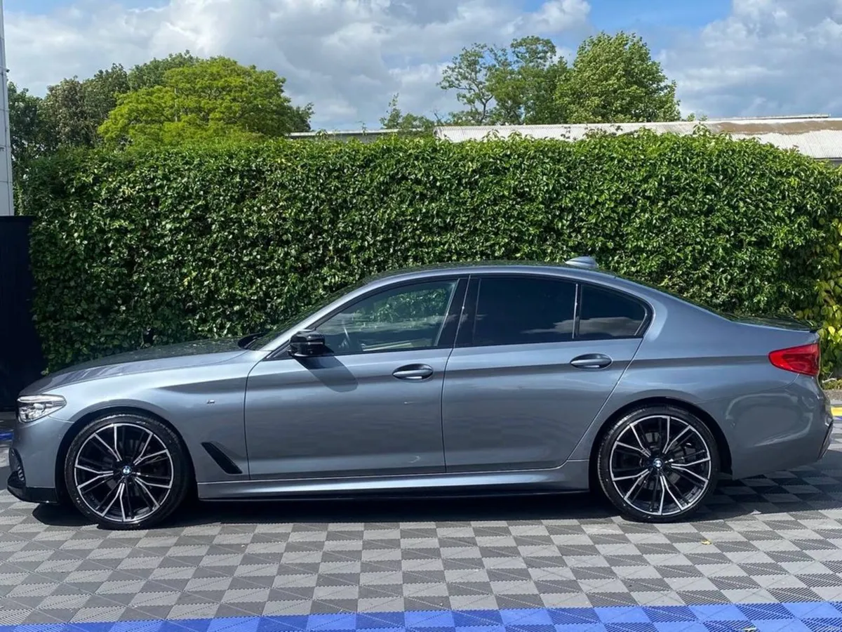 BMW 5-Series 523d M-SPORT COMPETITION 2.0 AUTO // - Image 2