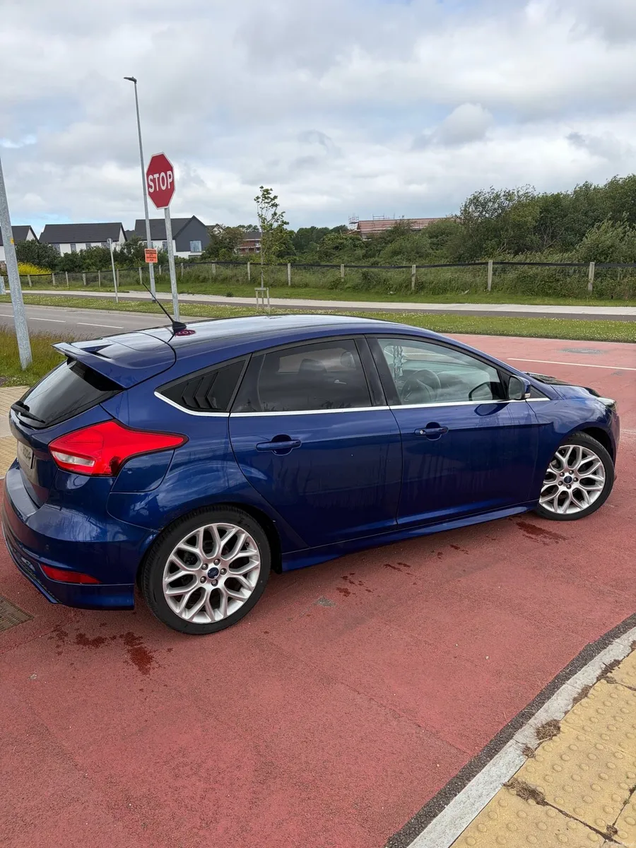 Ford Focus - Image 2