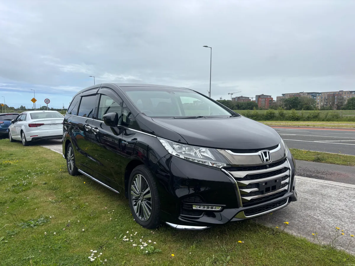 Honda Odyssey 2.0 Auto Petrol Hybrid - Image 4