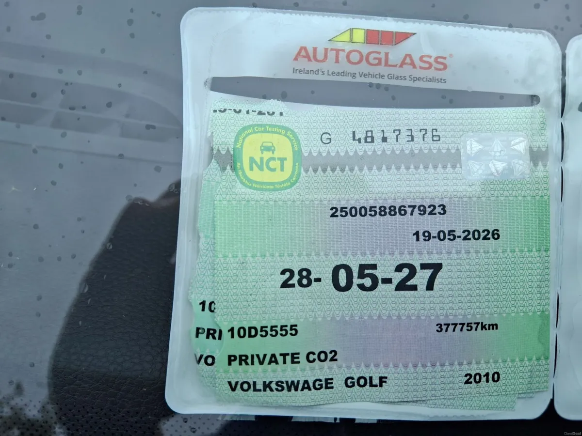 Volkswagen Golf 2010 - Image 2