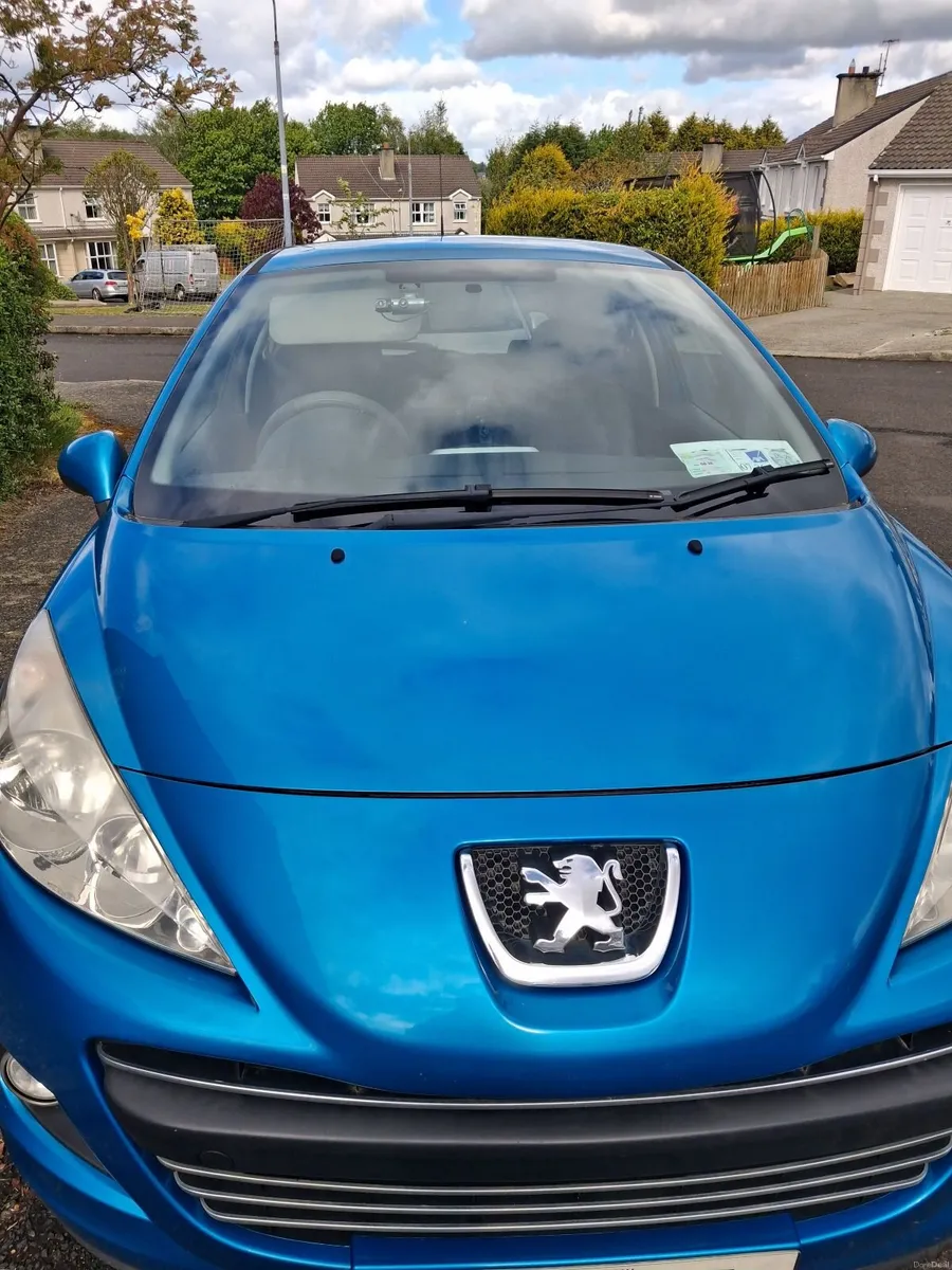 Peugeot 207 2011 - Image 2