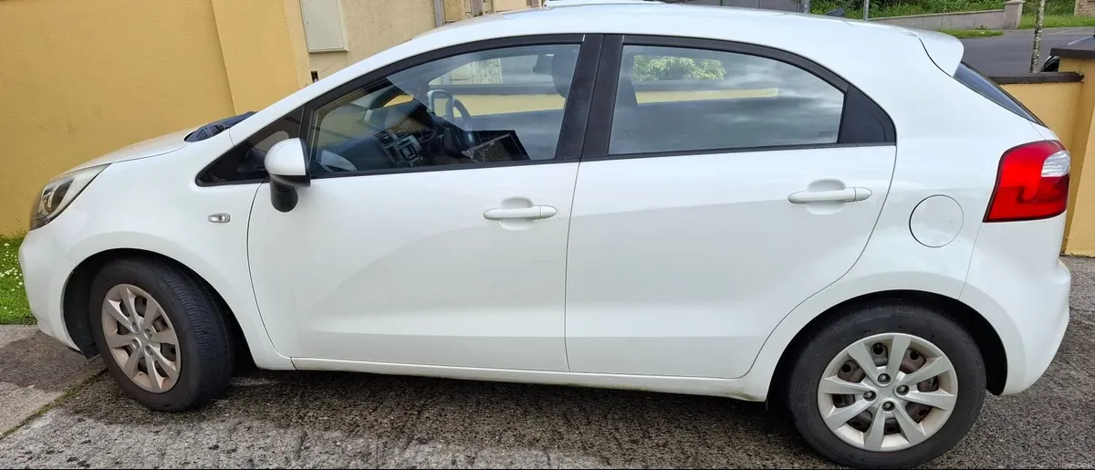Kia Rio 2012 - Image 1