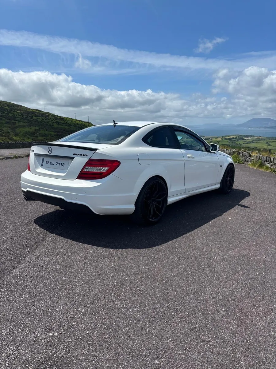 Mercedes Benz C250 amg sport - Image 3