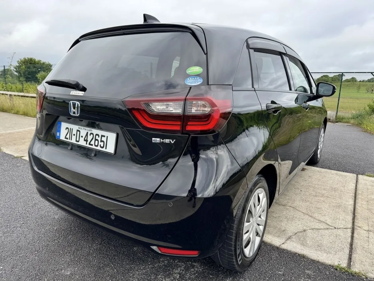 Honda Fit 1.5 Hybrid - 2021 - Half leather seats - Image 4