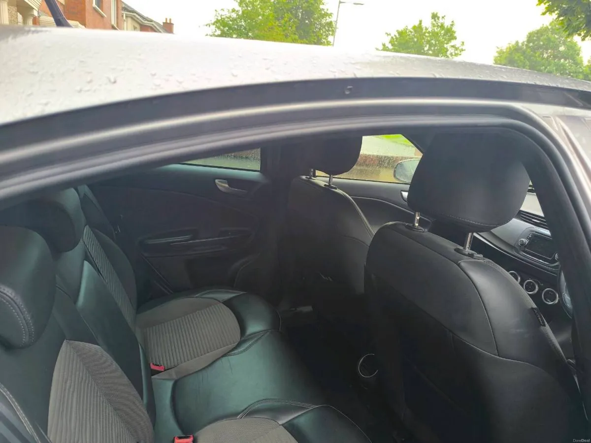 Alfa Romeo giuletta - Image 4