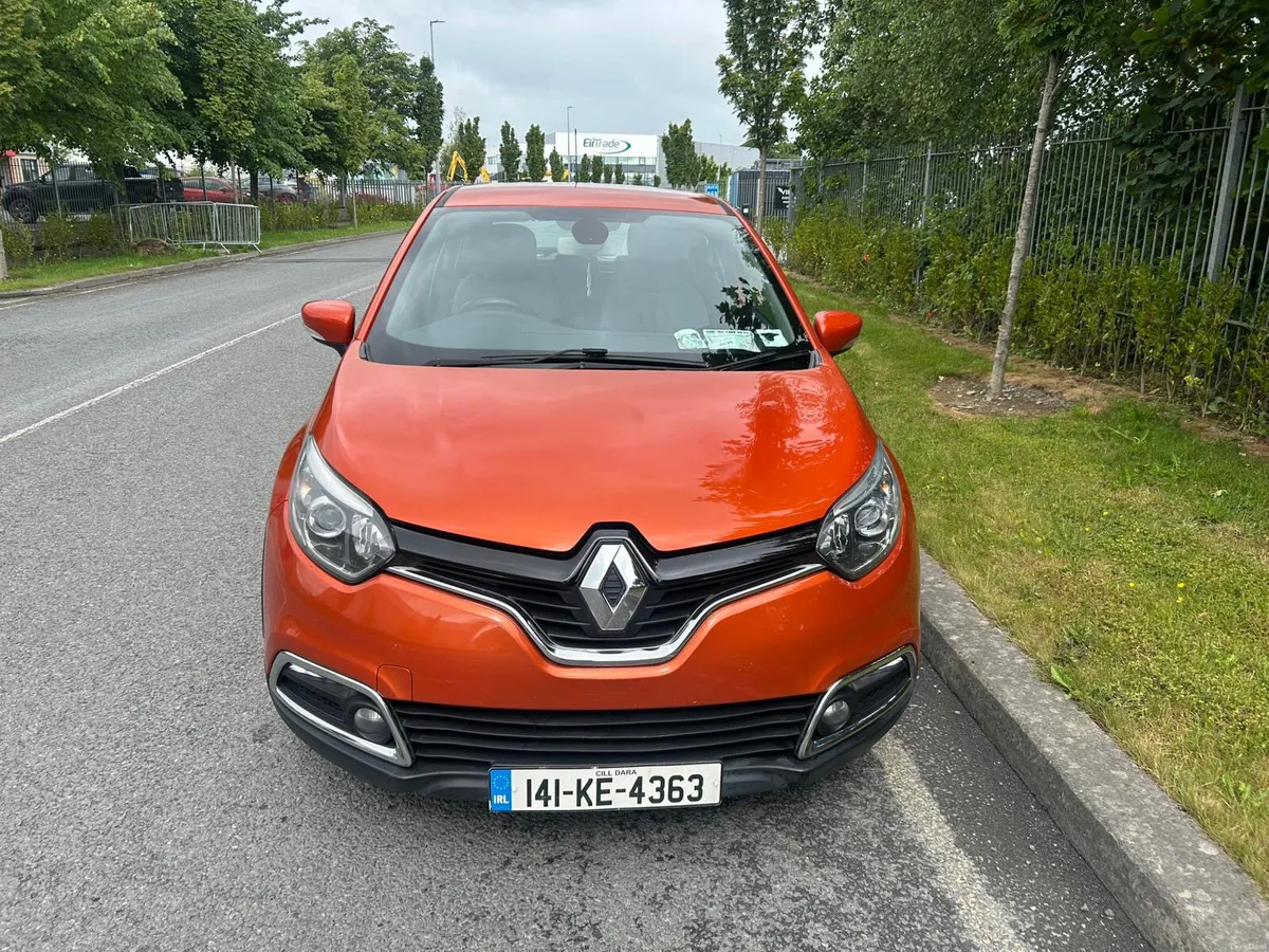 Renault Captur 2014 DIESEL LOW ROAD TAX - Image 3
