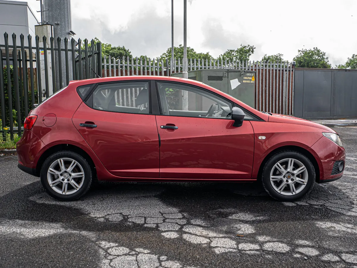 SEAT Ibiza 2011 - Image 3