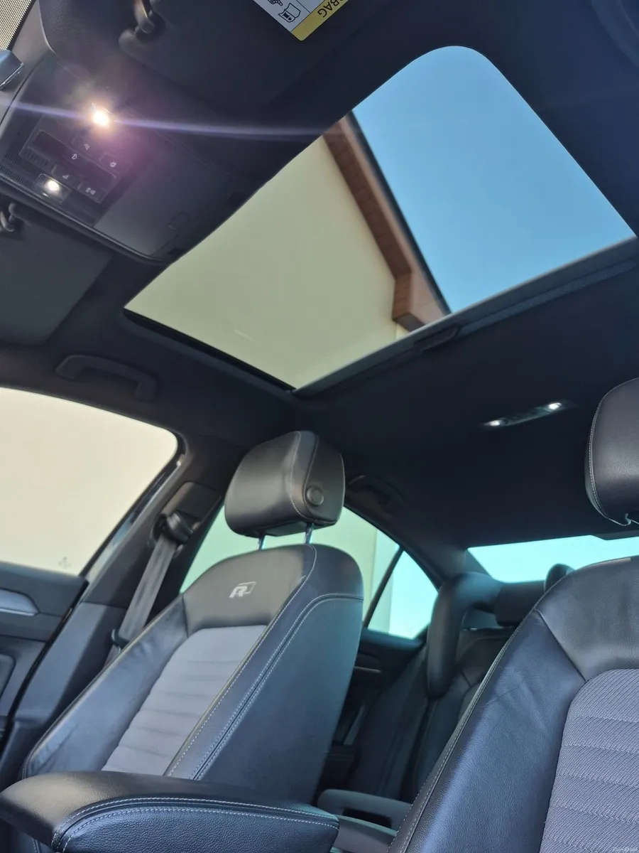 Volkswagen Passat R-Line 2017 - Image 3