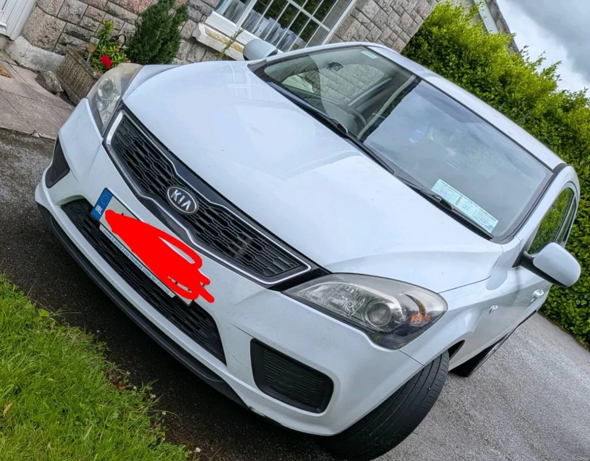 Kia Ceed 2012 - Image 2