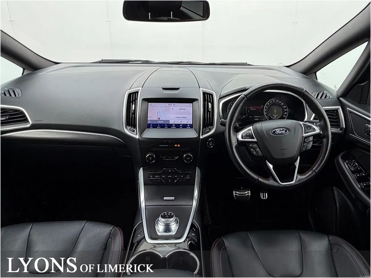 Ford S-Max 2.5 Duratec 190PS FHEV ST-Line Auto - Image 4