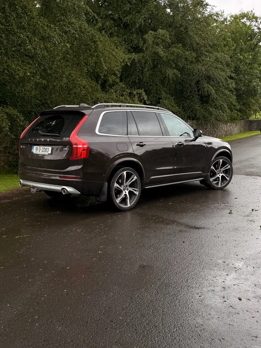 Volvo XC90 - Image 2