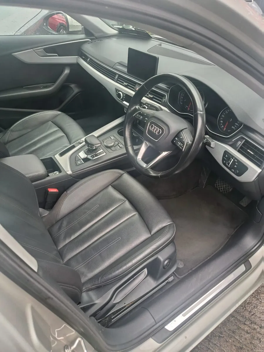 Audi A4 low km Automatic - Image 6