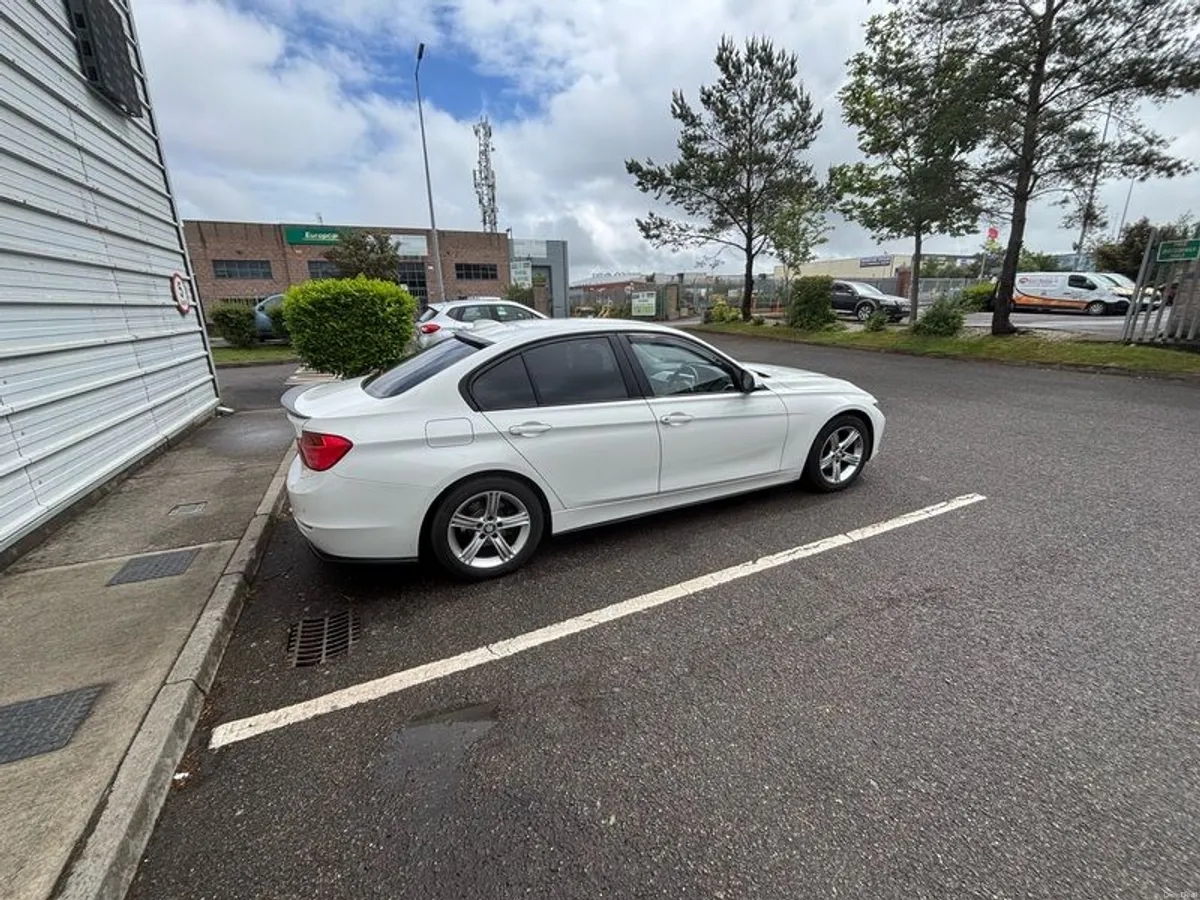 2013 Bmw F30 Sport - Image 2