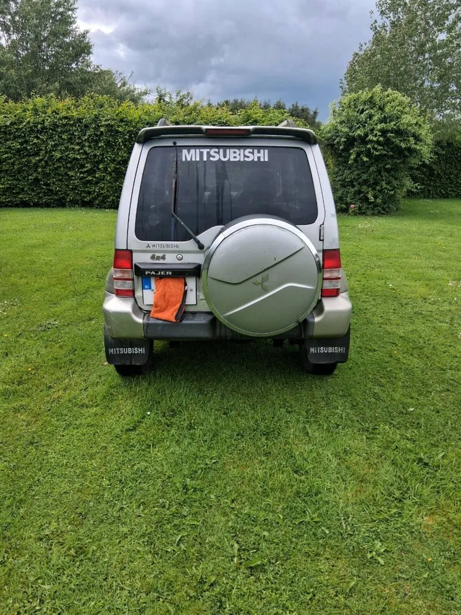 Mitsubishi Pajero junior - Image 4