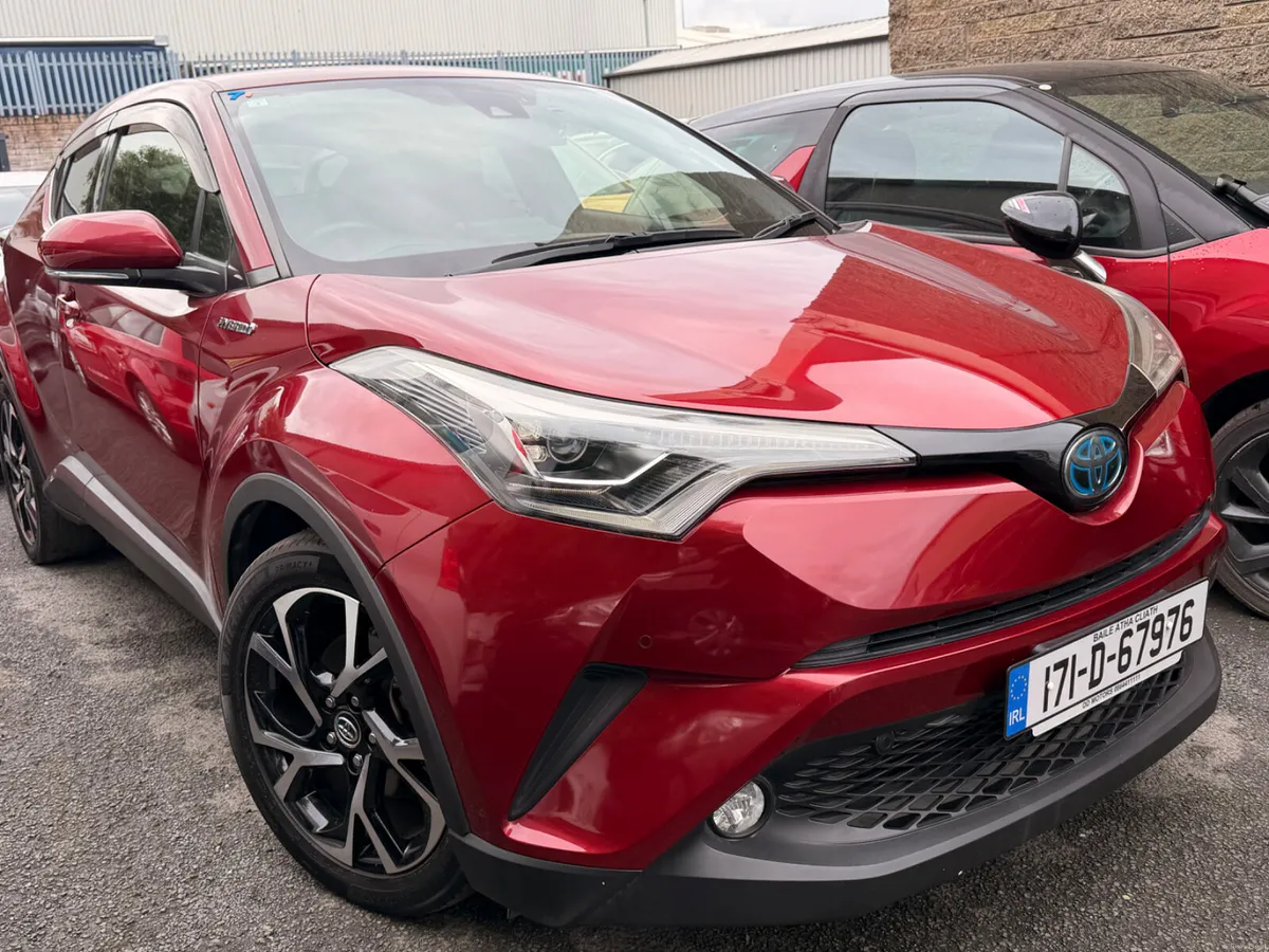 Toyota C-HR 2017 TOP SEC WITH YEAR WARRANTY - Image 2