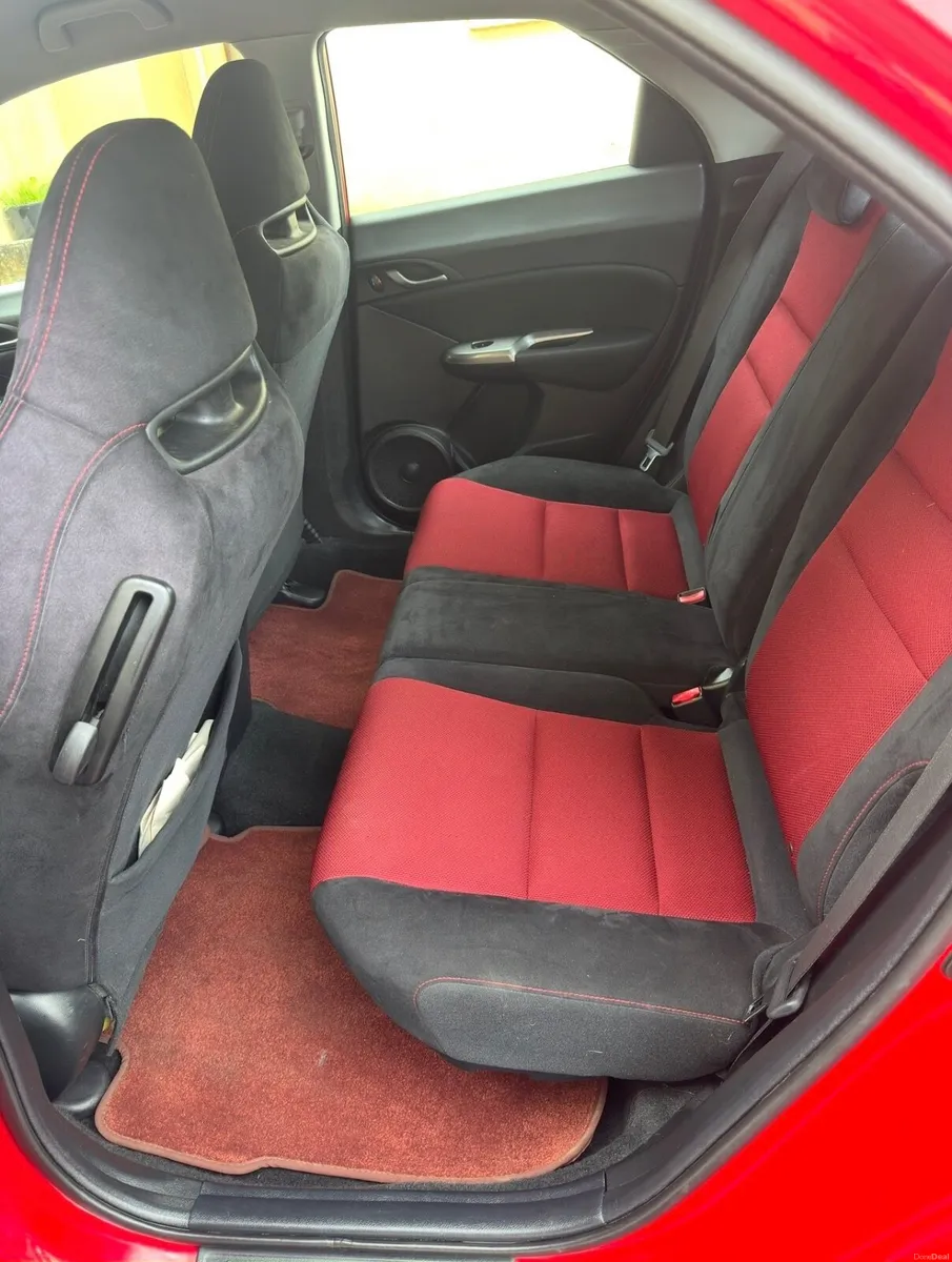 Honda Civic 10’ type R kit - Image 3
