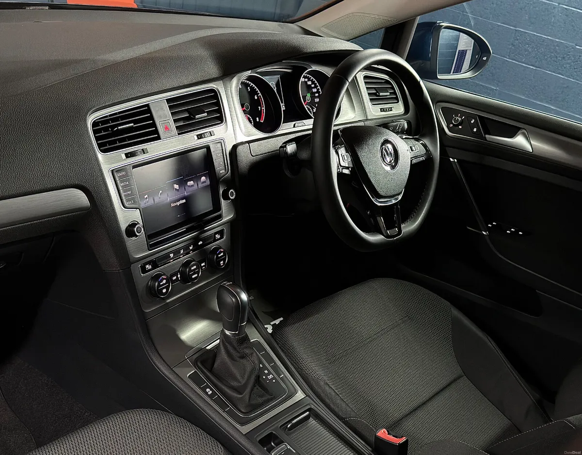 2015 Volkswagen Golf 1.2TSi Comfortline Auto DSG - Image 4