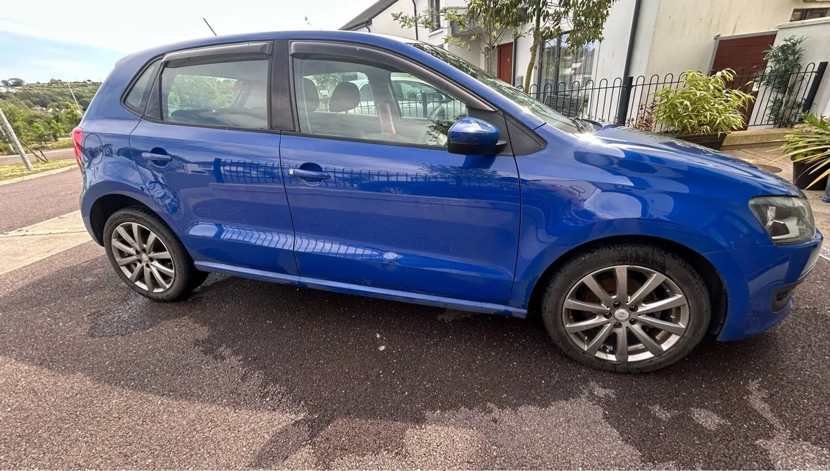 Volkswagen polo 2011 - Image 4