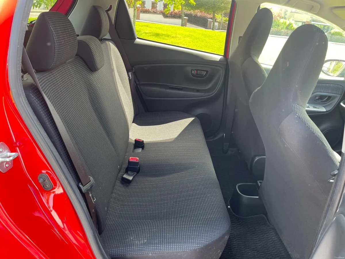 Toyota Vitz 2015 - Image 2