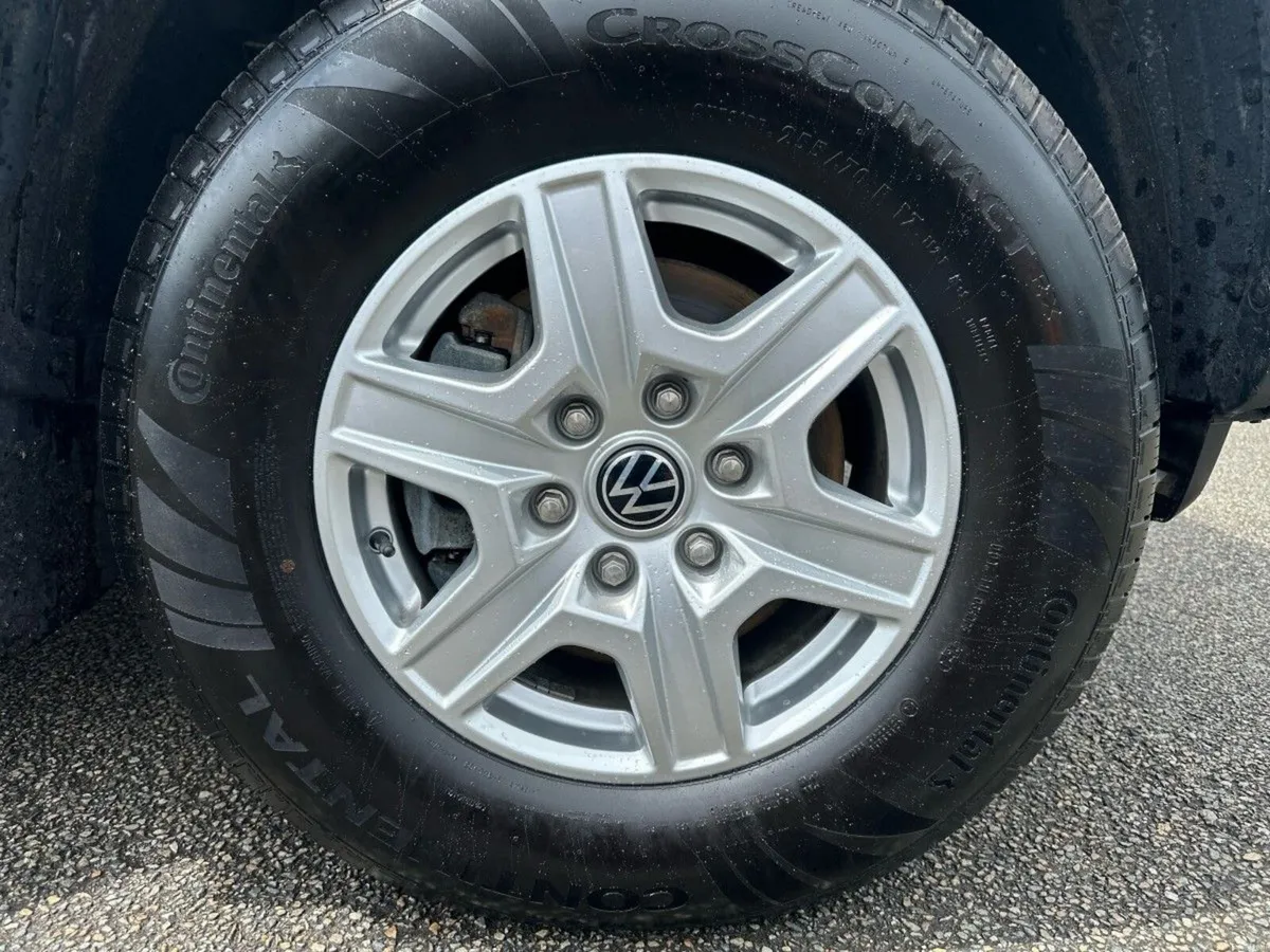 Volkswagen Amarok LIFE (2.0) 2.0 168BHP 4WD AUTO - Image 5