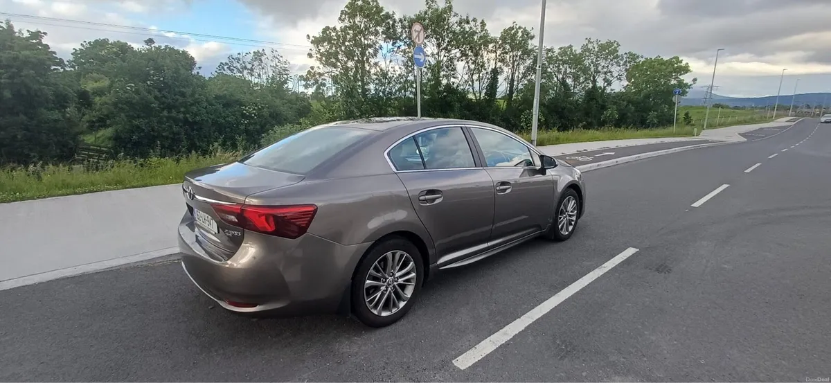 Toyota Avensis - Image 3