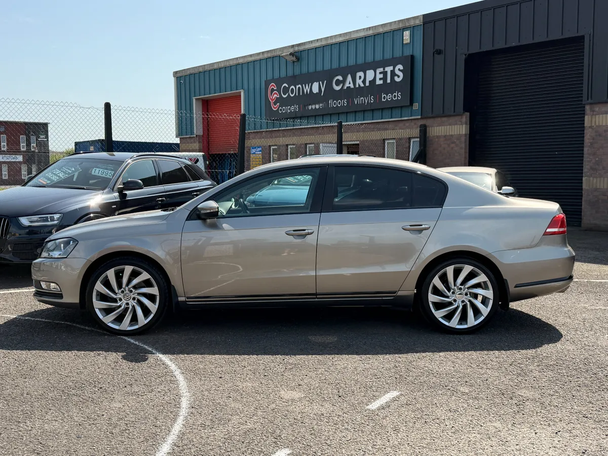 Volkswagen Passat 2014 - Image 4