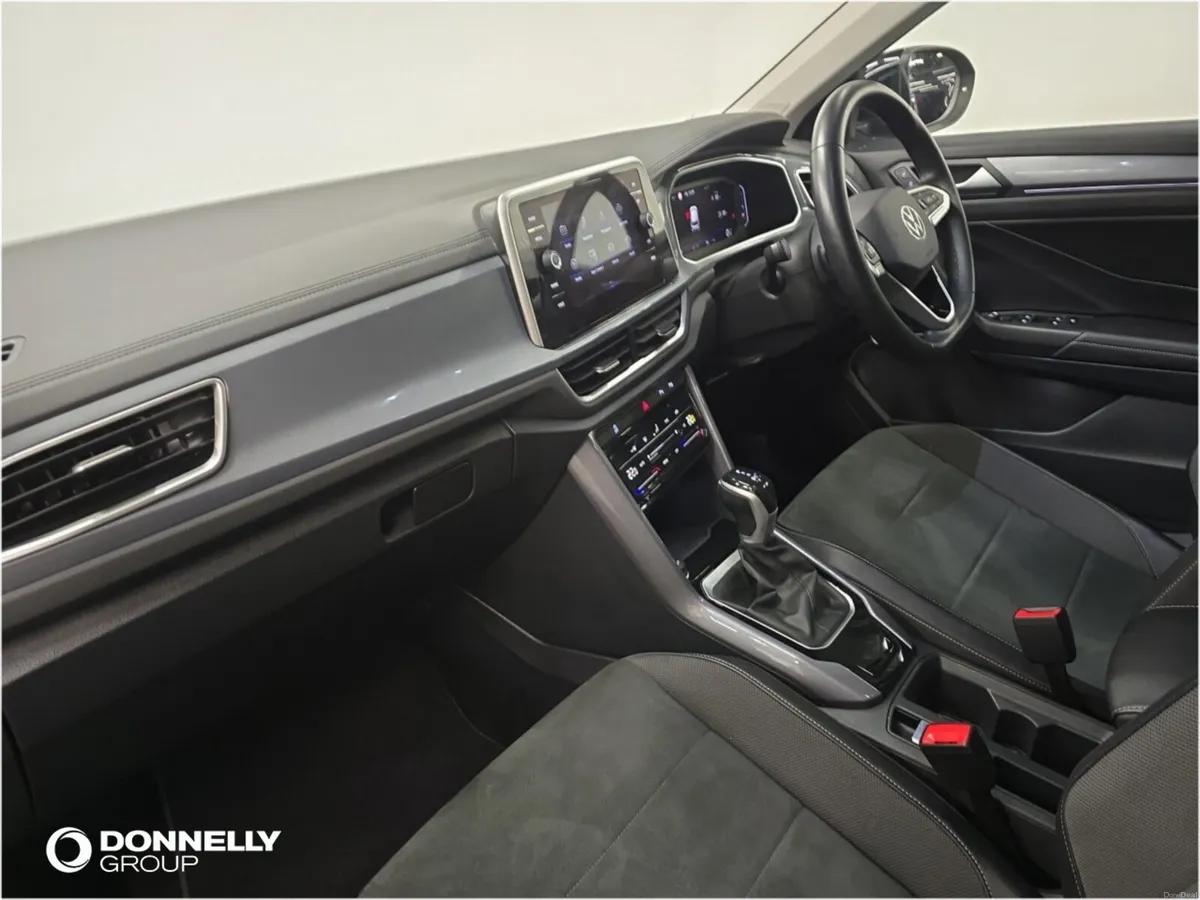 Volkswagen T-roc Diesel Hatchback Style - Image 2