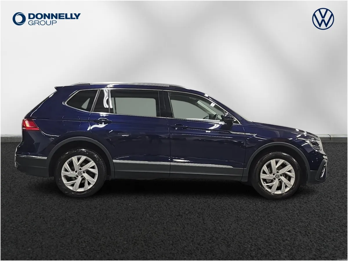 Volkswagen Tiguan Allspace Estate Life - Image 4