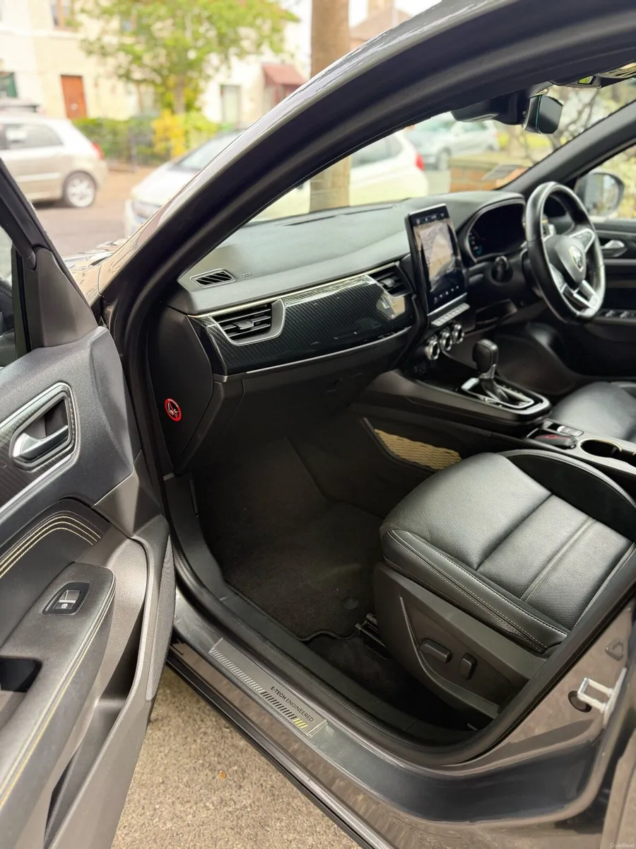 Renault Arkana E-Tech Hybrid 1.6 2023 - Image 3