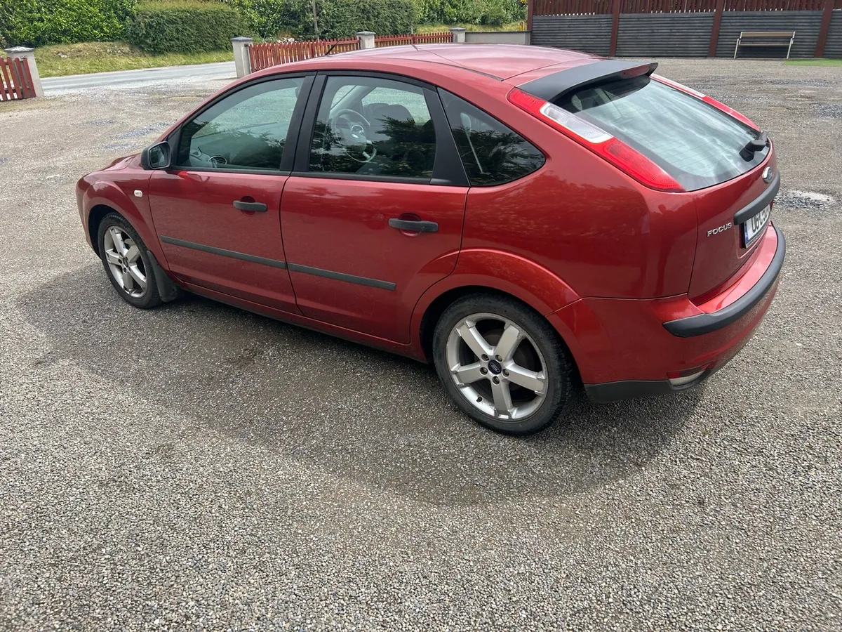 Ford Focus - Image 4