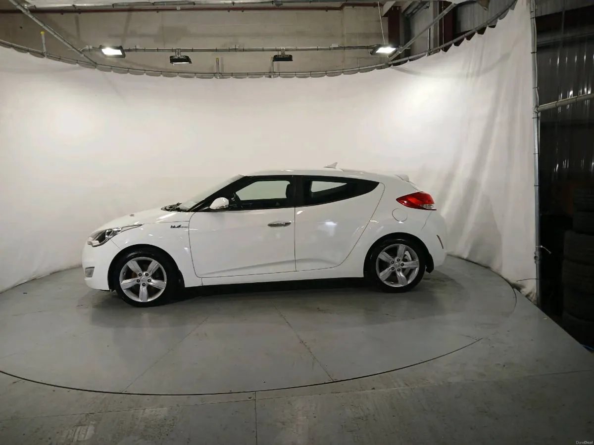 Hyundai veloster 1.6 petrol manual - Image 3