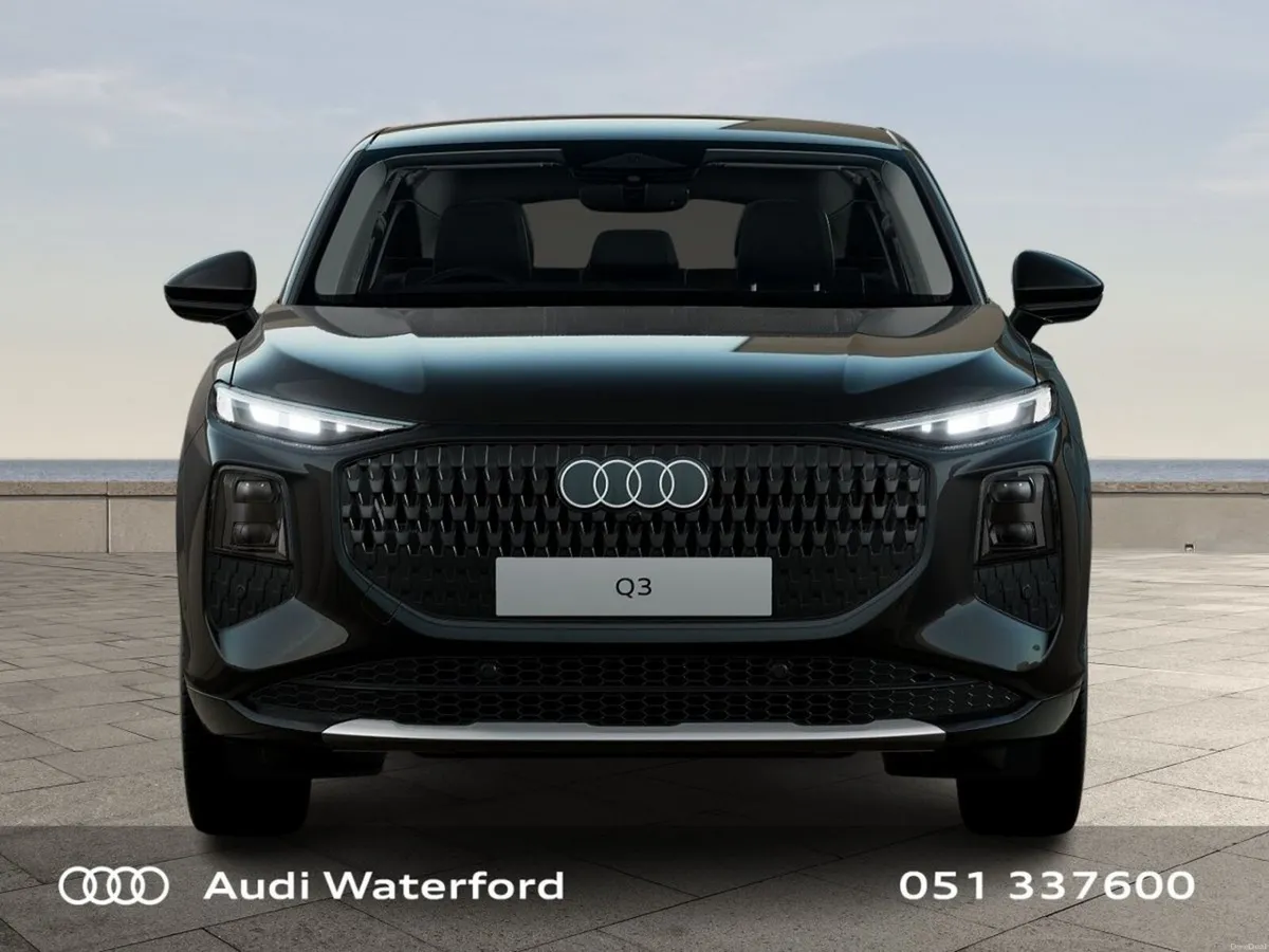 Audi Q3 Q3 SB TDI 150HP S-T SE - Image 4