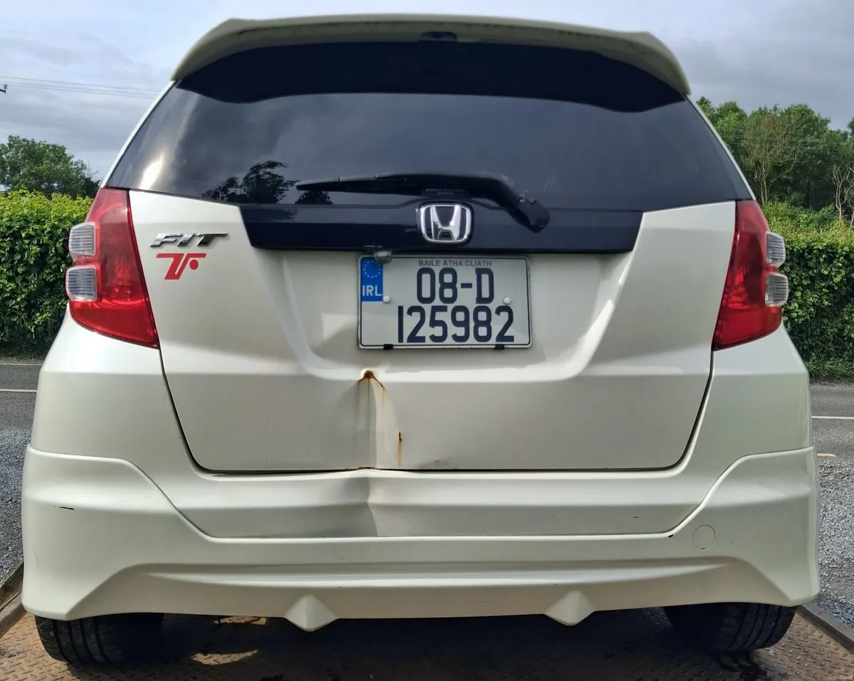 Honda Fit 2008 automatic - Image 5