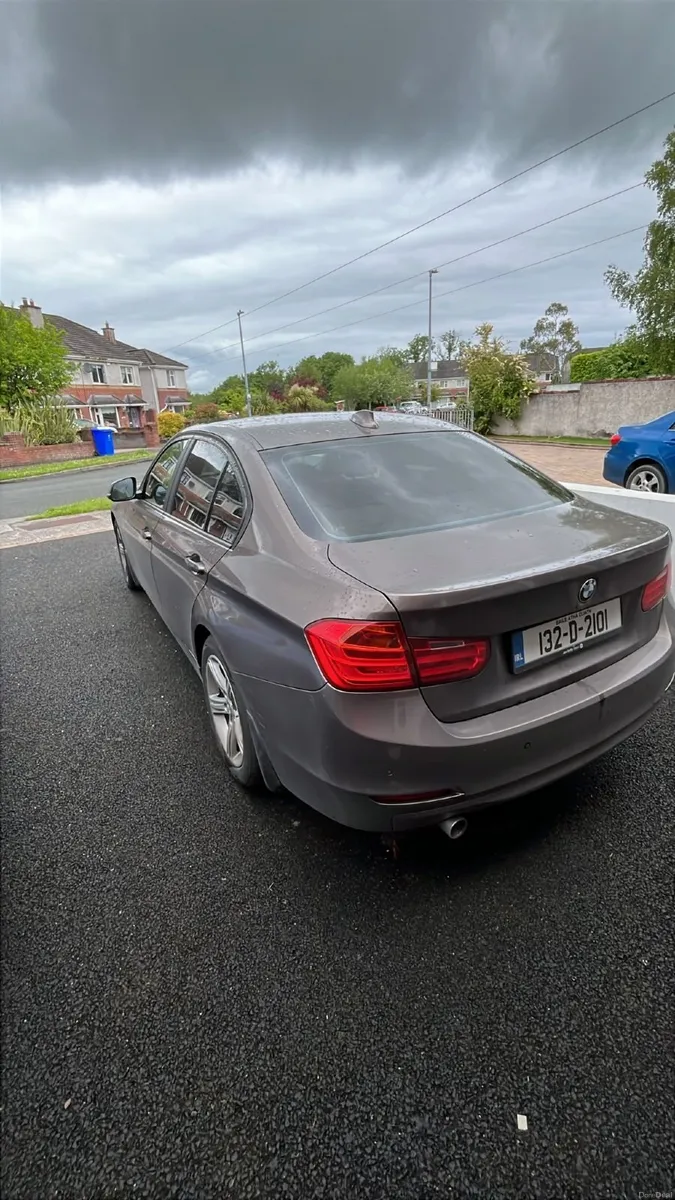 BMW 3 Series 316D 2013 - Image 4