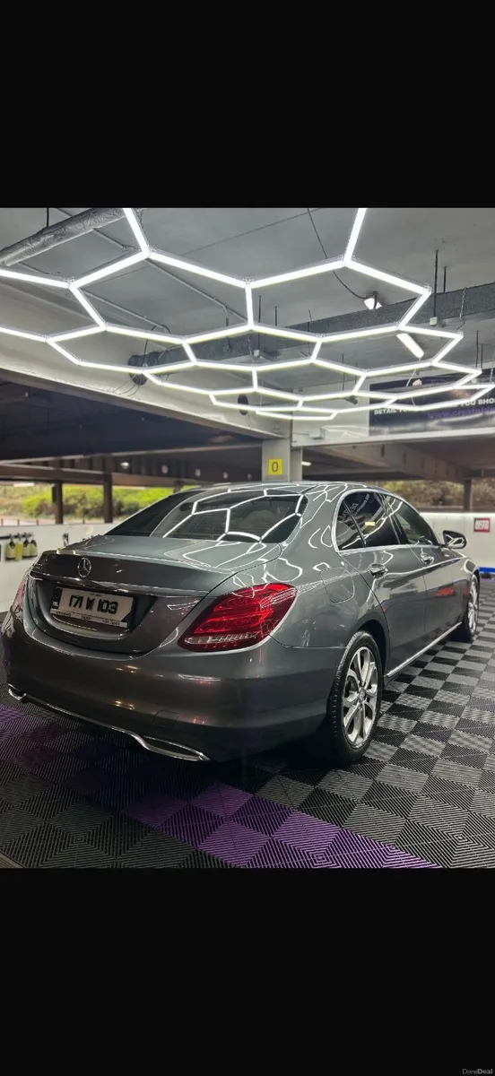 Mercedes-Benz C-Class 2017 - Image 3