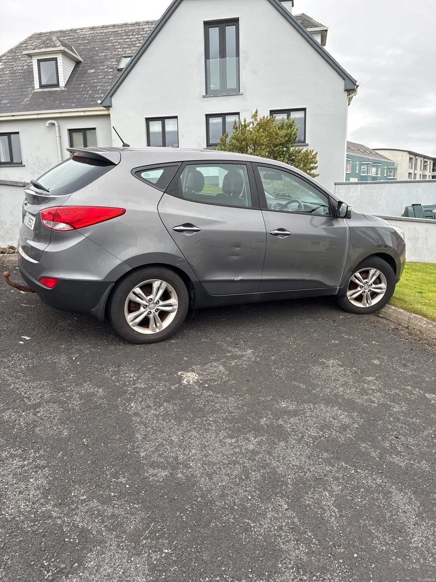 Hyundai ix35 - Image 1