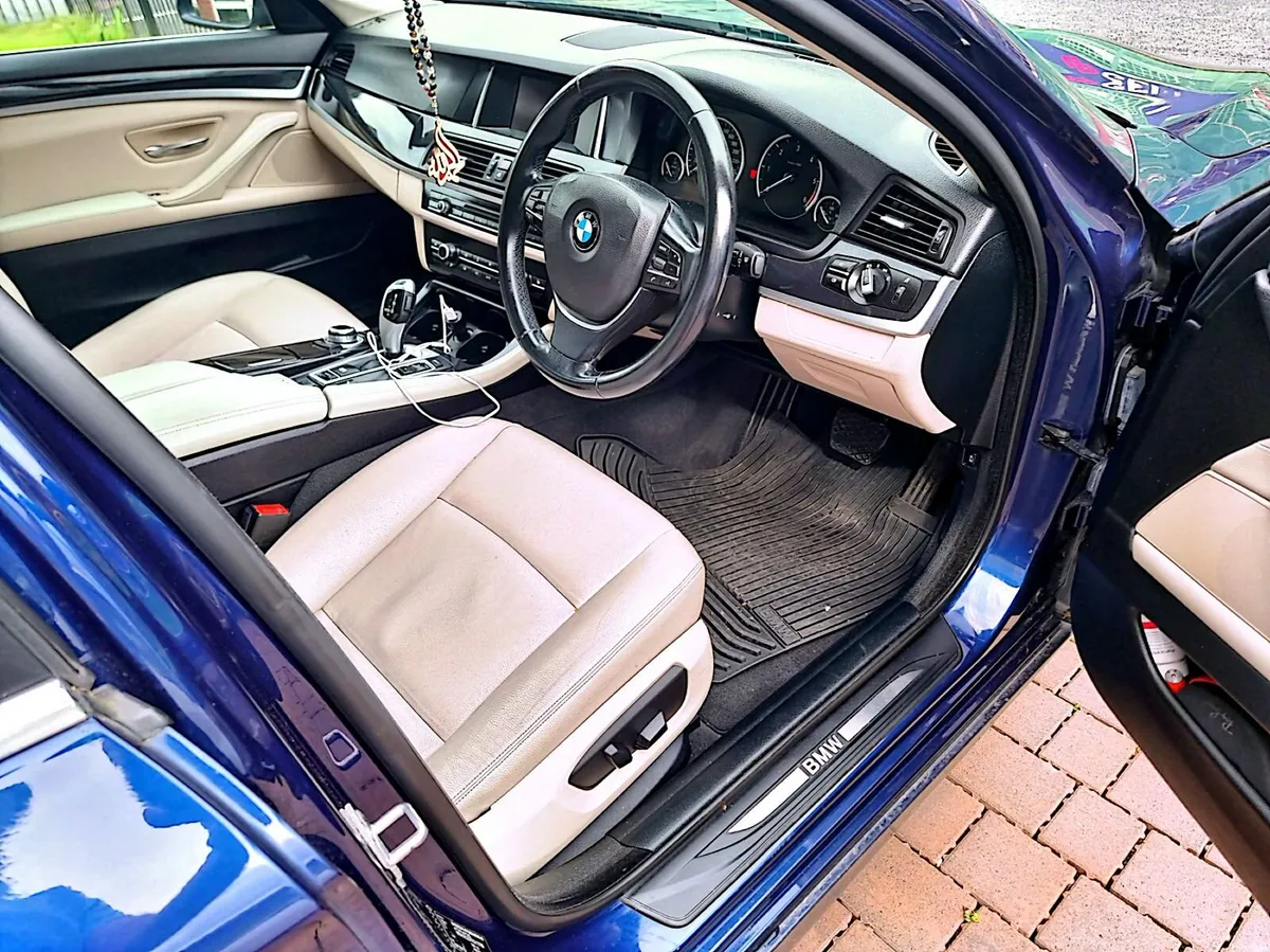 BMW 5-Series 2015 - Image 4