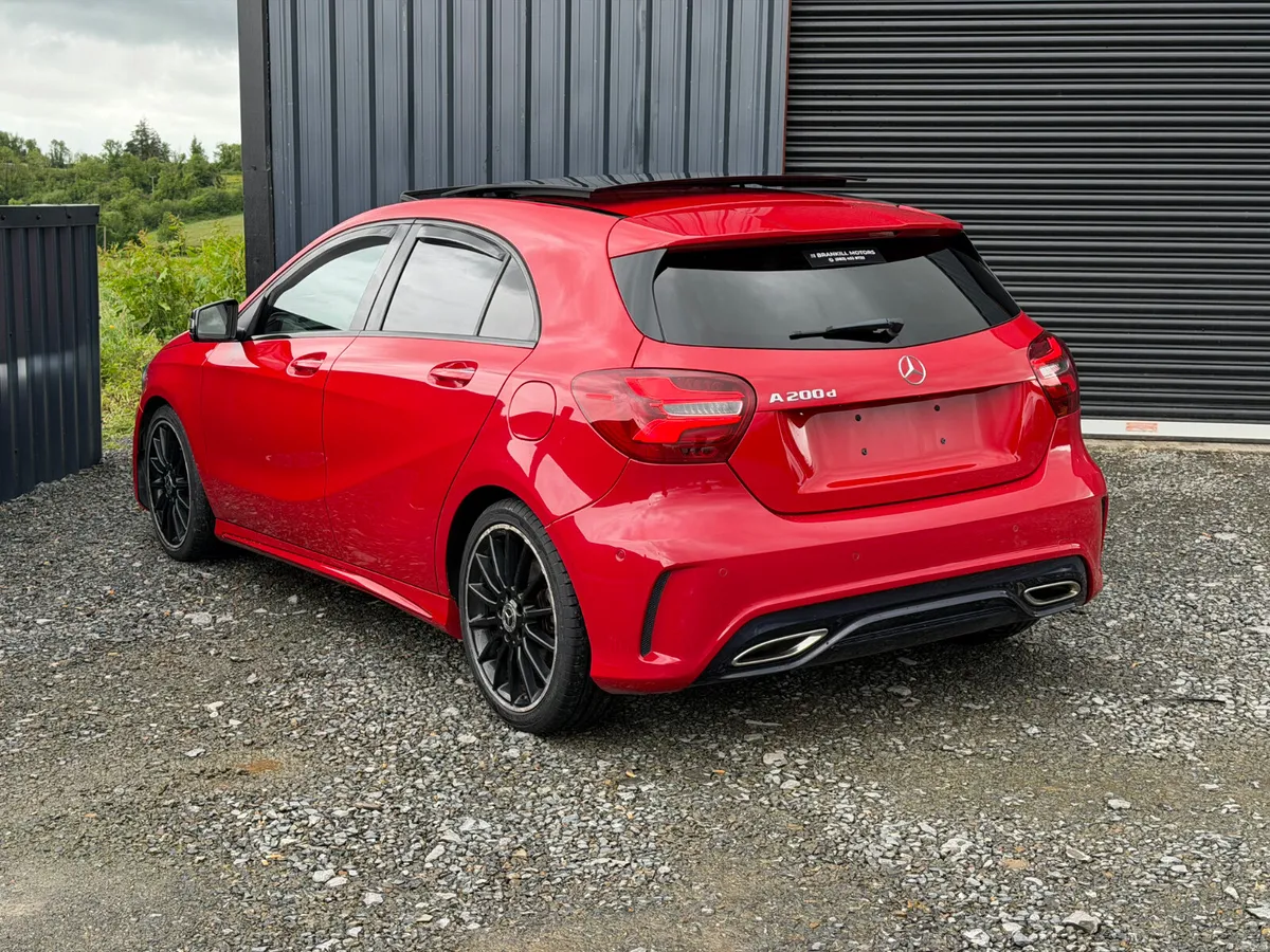 2018 MERCEDES A200 AMG * PAN ROOF * - Image 6