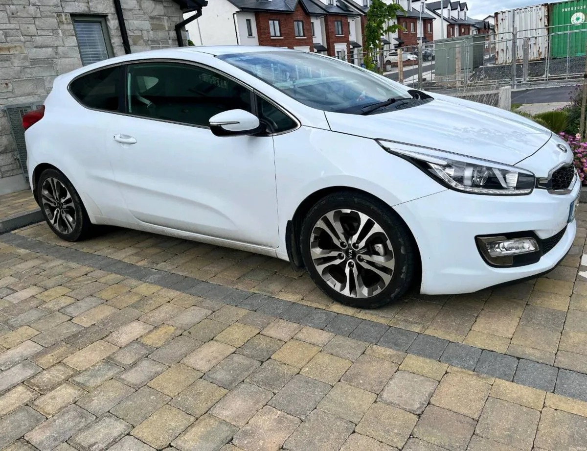 Kia ProCeed 1.6 Diesel - Image 1