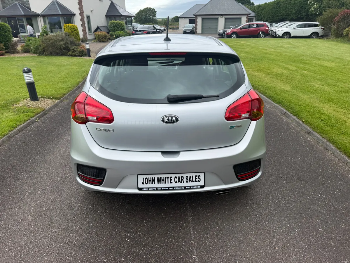 Kia Ceed 1.6 CRDI - Image 4